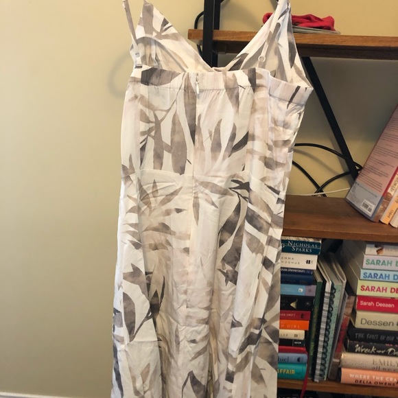 Dynamite summer dress - Picture 3 of 3